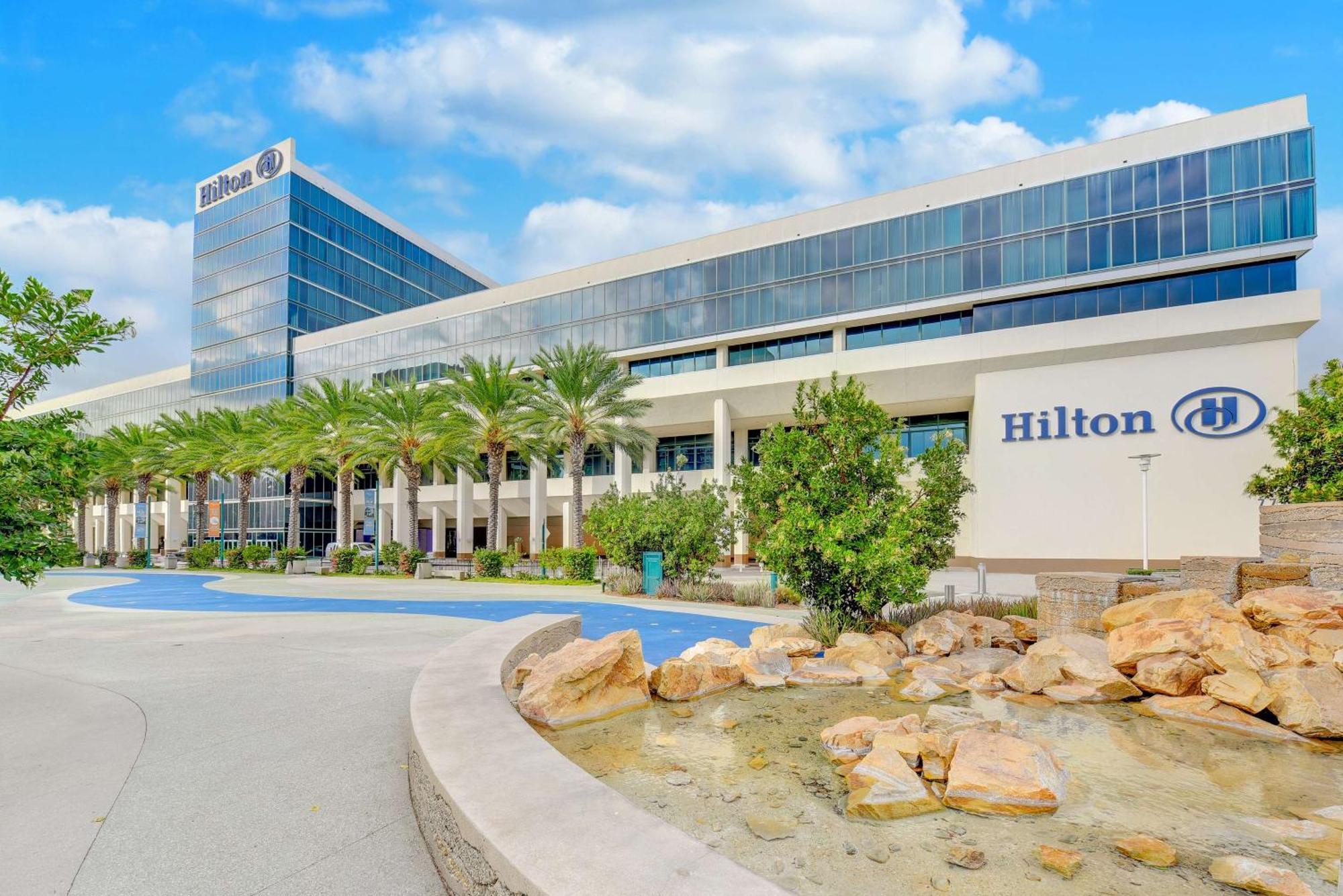 Hotel Hilton Anaheim Exterior foto